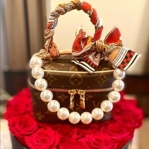 Louis Vuitton nano nice